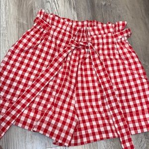 belted paperbag shorts